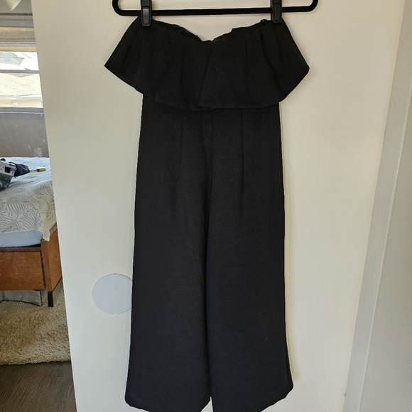 VGUC Aritzia Babaton Flutter Jumpsuit Romper Black Size 00 - Picture 8 of 16